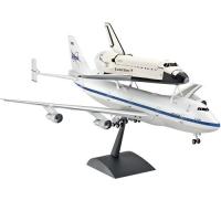 Сборная модель орбитальный аппарат и боинг 747 Revell масштаб 1:144 - 04863R