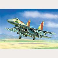 Сборная модель *Самолет *Су-35* (Россия) масштаб 1:72 - 7240з