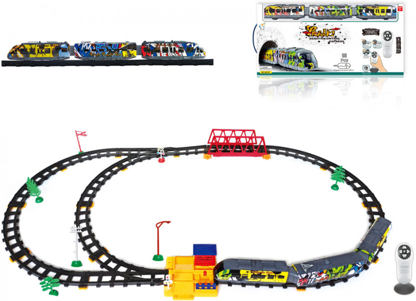 Железная дорога с пультом управления CS Toys (длина полотна 374 см, свет, звук) - 2815Y