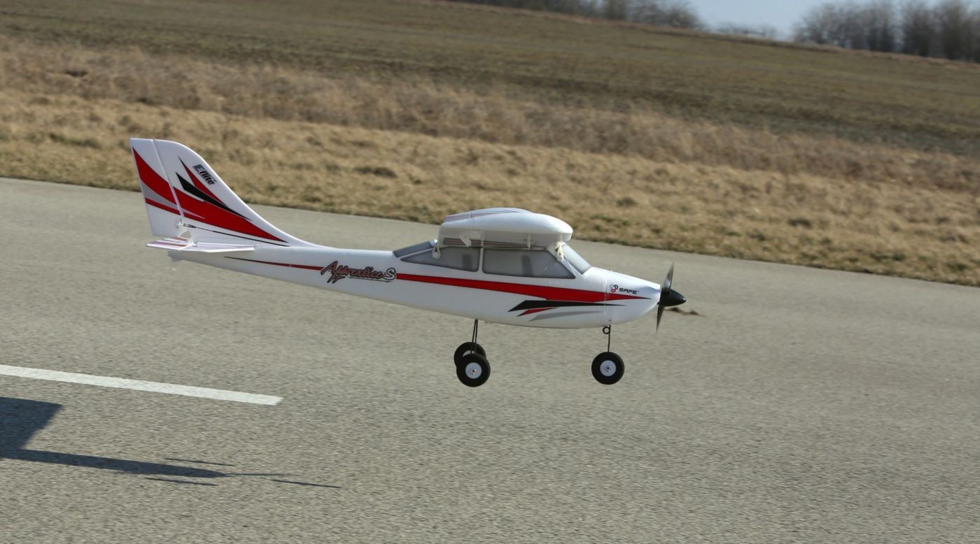 Радиоуправляемый самолет E-Flite Apprentice S 15e DXe RTF с технологией ...