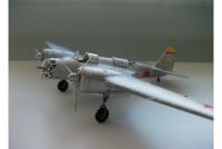 Сборная модель Советский фронтовой бомбардировщик СБ-2 масштаб 1:72 - AK72002