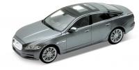 Модель машины Welly Jaguar XJ масштаб 1:24 - 22517