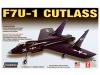 Склеиваемая модель Hawk Lindberg 1/48 F7 U1 Cutlass